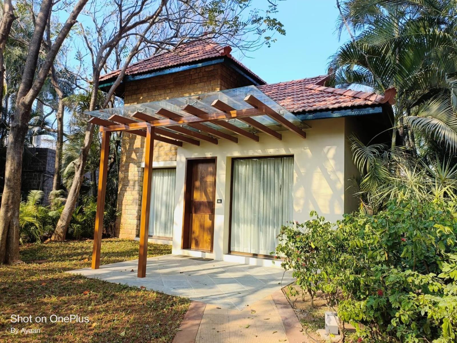 The Golkonda Resort And Spa Hyderabad Exterior foto