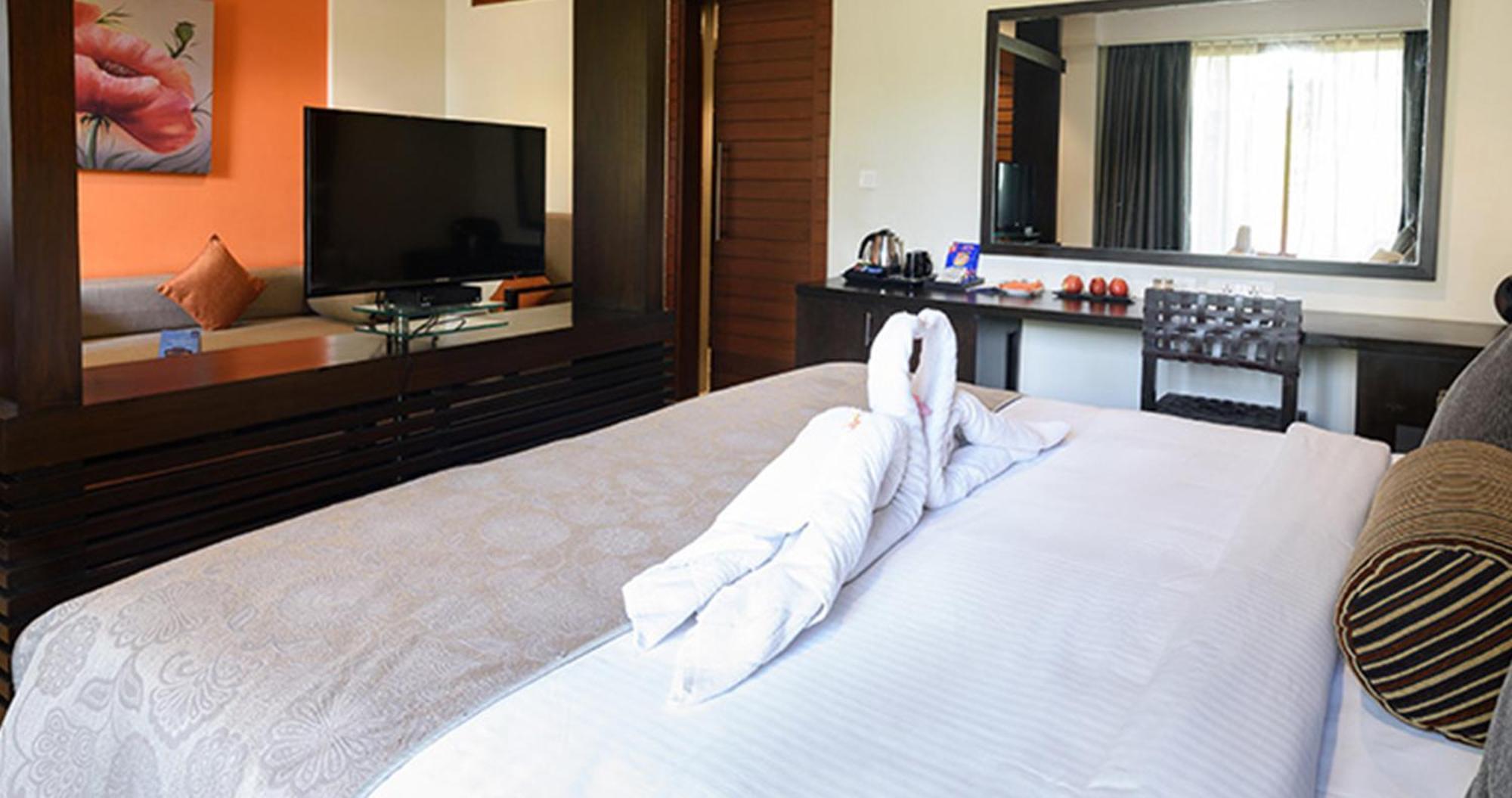 The Golkonda Resort And Spa Hyderabad Exterior foto
